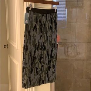 Camp pencil type skirt